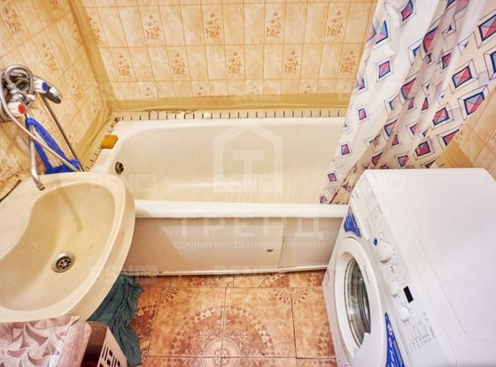 Продажа двухкомнатной квартиры - Маршала Казакова улица, д.28, корп.1 
