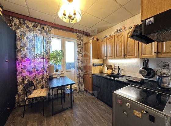 Продажа трехкомнатной квартиры - Сикейроса улица, д.19, корп.2 