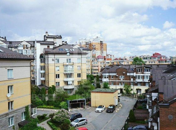 Продажа четырехкомнатной квартиры - Главная улица, д.35 