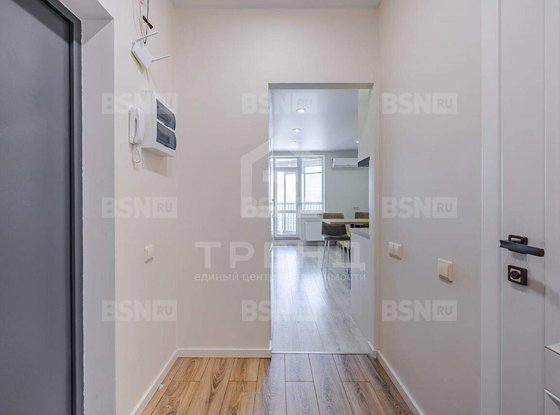 Продажа однокомнатной квартиры - Ломоносов, Заводская улица, д.17 