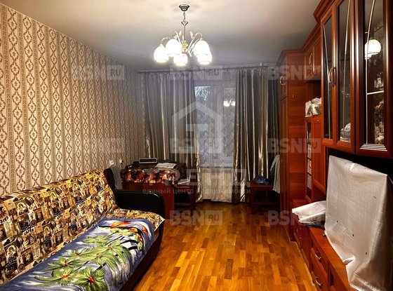 Продажа трехкомнатной квартиры - Космонавтов проспект, д.76 