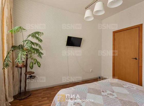 Продажа трехкомнатной квартиры - Доблести улица, д.17, корп.2 