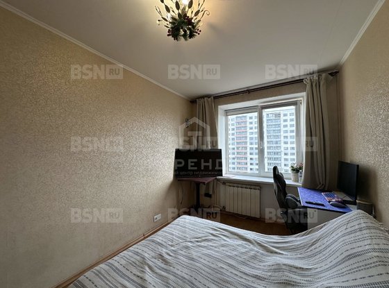 Продажа трехкомнатной квартиры - Светлановский проспект, д.37 