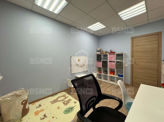 Продажа трехкомнатной квартиры - Ушинского улица, д.3, корп.2 