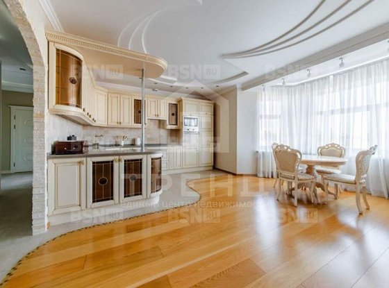 Продажа трехкомнатной квартиры - Наличная улица, д.28/16, б 