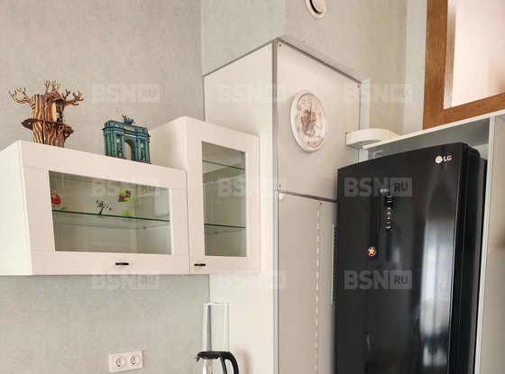 Продажа трехкомнатной квартиры - Павловск, Звериницкая улица, д.19 