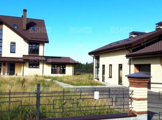 Продажа дома - поселок Ленинское, Мира улица, д.10