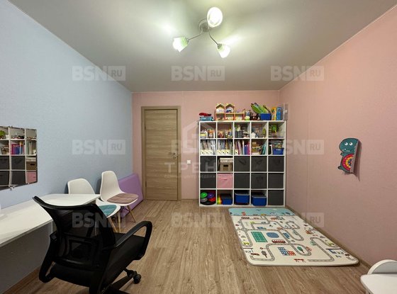 Продажа трехкомнатной квартиры - Ушинского улица, д.3, корп.2 