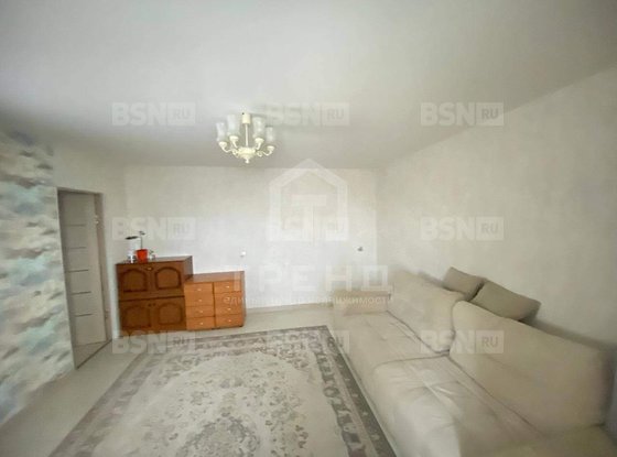 Продажа трехкомнатной квартиры - Купчинская улица, д.10, корп.2 