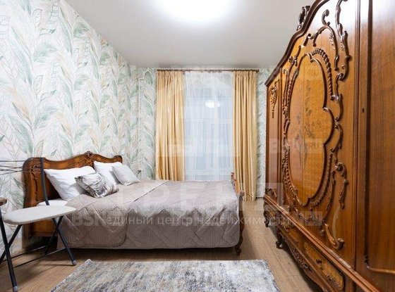 Продажа трехкомнатной квартиры - Миллионная улица, д.23 