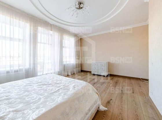 Продажа трехкомнатной квартиры - Наличная улица, д.28/16, б 