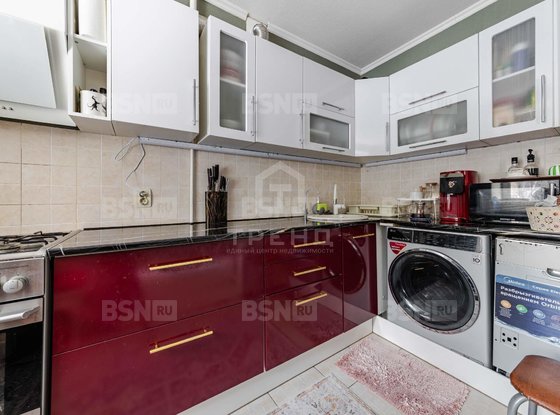 Продажа двухкомнатной квартиры - Славы проспект, д.8 