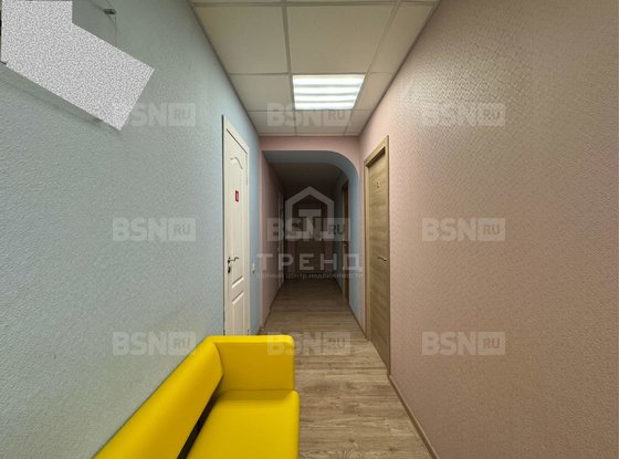 Продажа трехкомнатной квартиры - Ушинского улица, д.3, корп.2 