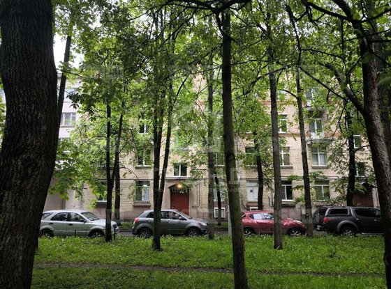 Продажа двухкомнатной квартиры - Ленсовета улица, д.15 