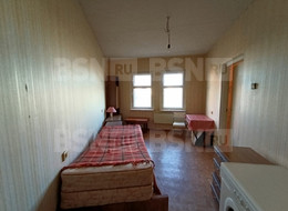 Продажа четырехкомнатной квартиры - Ленинградская область, Гатчинский район, Гатчина г., Генерала Сандалова ул., д.5 