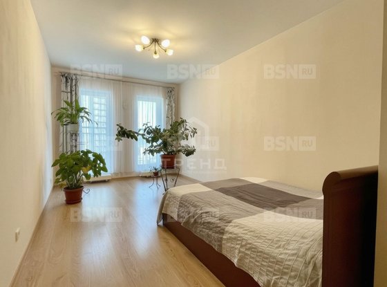 Продажа трехкомнатной квартиры - Кудрово, Столичная улица, д.4, корп.2 