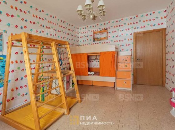 Продажа трехкомнатной квартиры - Доблести улица, д.17, корп.2 