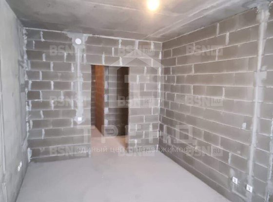 Продажа двухкомнатной квартиры - Ломоносов, Заводская улица, д.17 