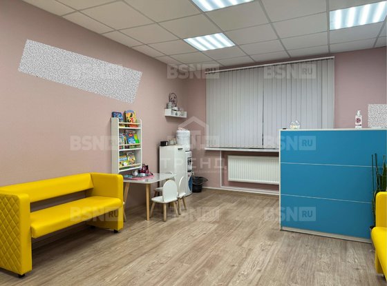 Продажа трехкомнатной квартиры - Ушинского улица, д.3, корп.2 