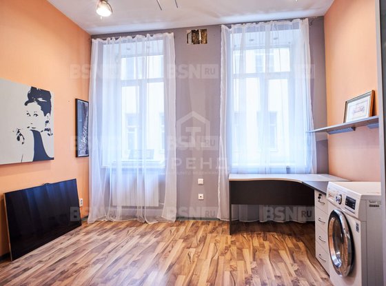 Продажа четырехкомнатной квартиры - 8-я Советская улица, д.14 