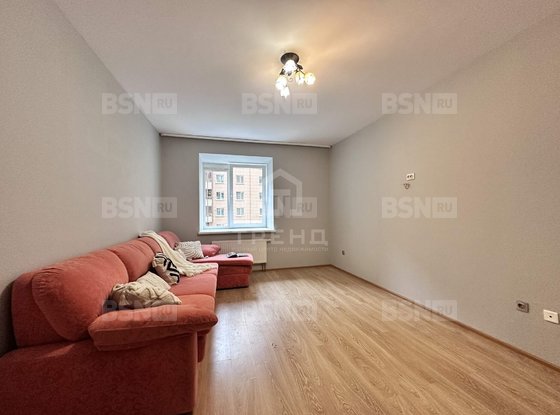 Продажа трехкомнатной квартиры - Есенина улица, д.1, корп.1 