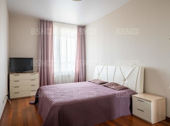 Продажа трехкомнатной квартиры - Барочная улица, д.12 