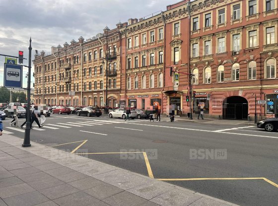 Аренда комнаты в многокомнатной квартире - Московский проспект, д.18 