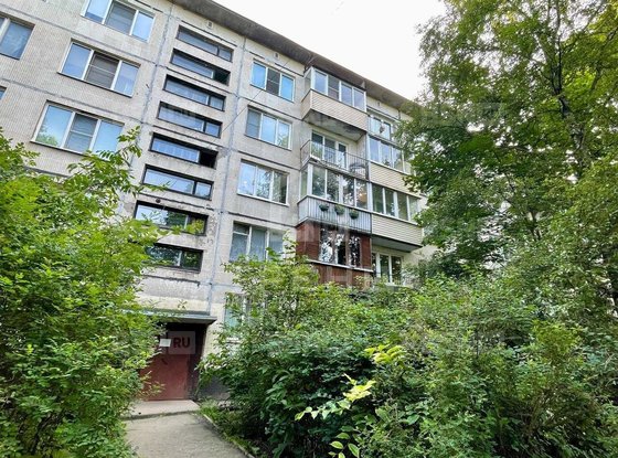 Продажа трехкомнатной квартиры - Крыленко улица, д.33, корп.1 