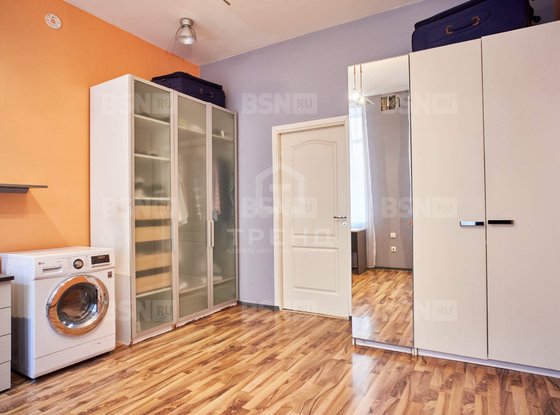 Продажа четырехкомнатной квартиры - 8-я Советская улица, д.14 