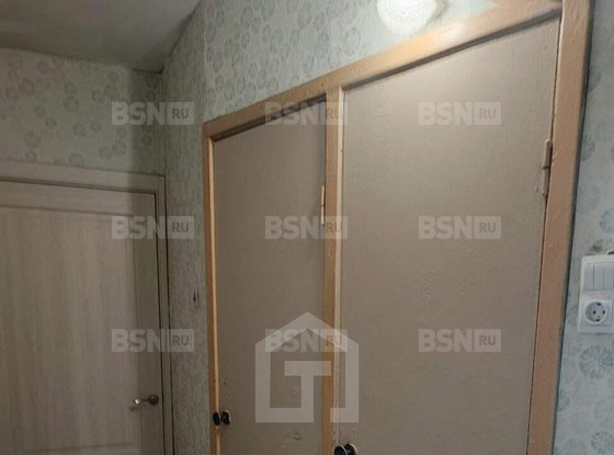 Продажа трехкомнатной квартиры - Дыбенко улица, д.11, корп.1 