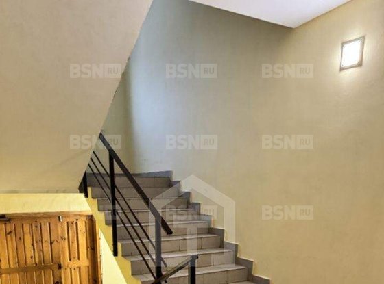 Продажа двухкомнатной квартиры - поселок Романовка, Школьная улица, д.60 