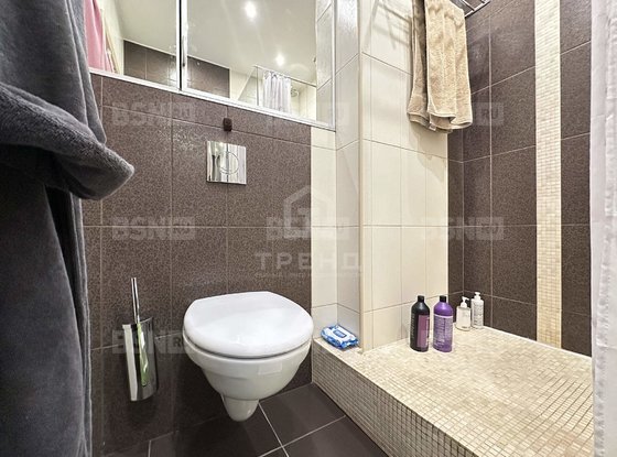 Продажа трехкомнатной квартиры - Ветеранов проспект, д.73 