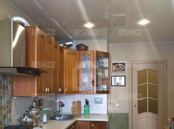 Продажа трехкомнатной квартиры - поселок Шушары, Окуловская улица, д.7, корп.1 