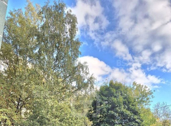 Продажа четырехкомнатной квартиры - Большевиков проспект, д.4, корп.1 