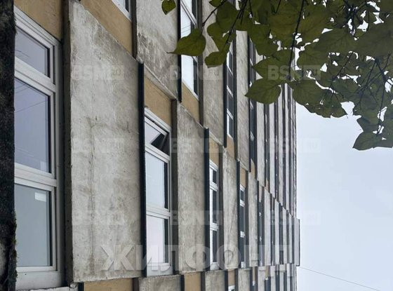 Продажа комнаты в трехкомнатной квартире - Королёва проспект, д.9 