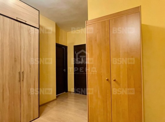 Продажа трехкомнатной квартиры - Кудрово, Столичная улица, д.4, корп.2 