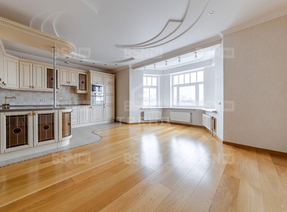 Продажа трехкомнатной квартиры - Наличная улица, д.28/16, б 