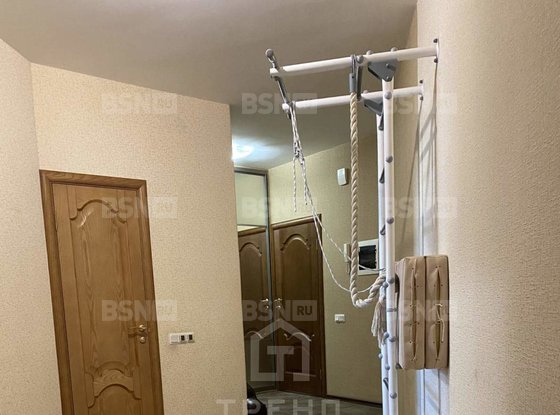 Продажа трехкомнатной квартиры - Художников проспект, д.33, корп.4 