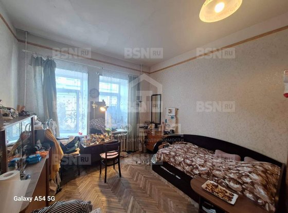 Продажа трехкомнатной квартиры - 12-я Красноармейская улица, д.23 