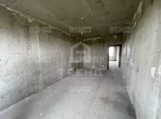 Продажа трехкомнатной квартиры - деревня Куттузи, Уланская улица, д.1 