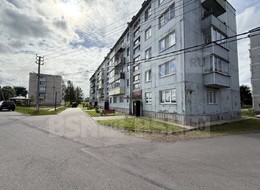 Продажа трехкомнатной квартиры - Россия, Ленинградская область, Волосовский район, Извара д., 8 