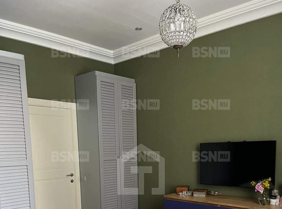 Продажа трехкомнатной квартиры - Бассейная улица, д.12 