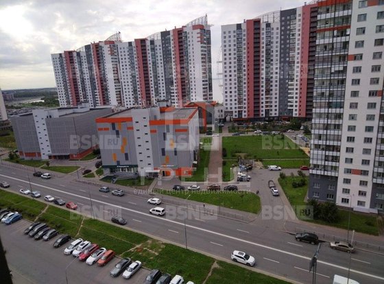 Продажа двухкомнатной квартиры - Маршала Казакова улица, д.82, корп.1 