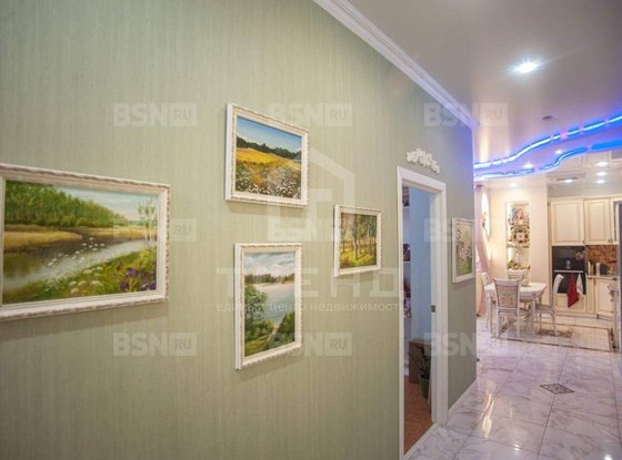 Продажа трехкомнатной квартиры - Жукова улица, д.3 