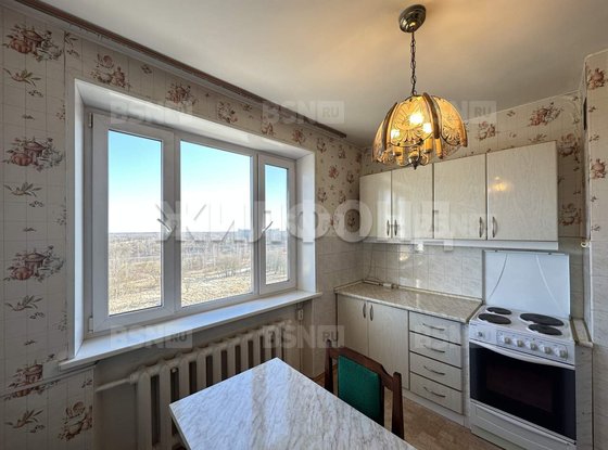 Продажа двухкомнатной квартиры - Колпино, Октябрьская улица, д.61 