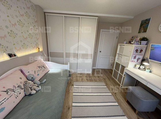 Продажа трехкомнатной квартиры - Оптиков улица, д.45, корп.1 