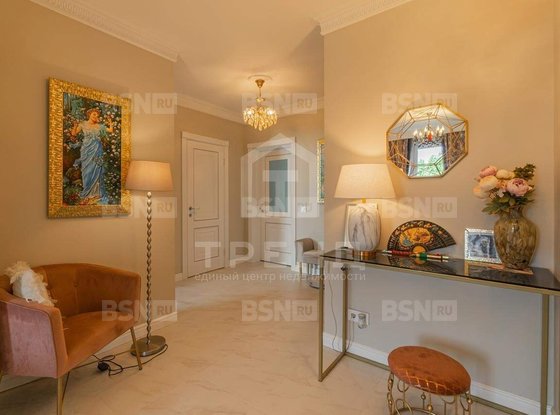 Продажа трехкомнатной квартиры - Одоевского улица, д.21, корп.1 