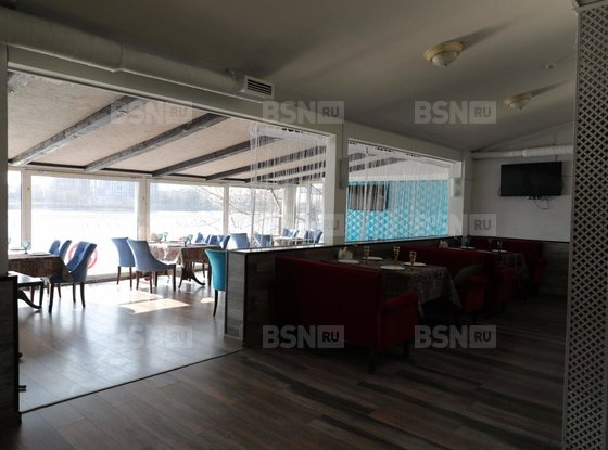 Продажа помещения сферы обслуживания - Октябрьская набережная, д.40, т 