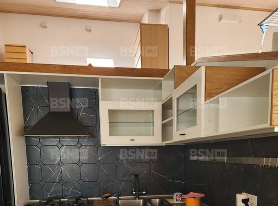 Продажа трехкомнатной квартиры - Павловск, Звериницкая улица, д.19 