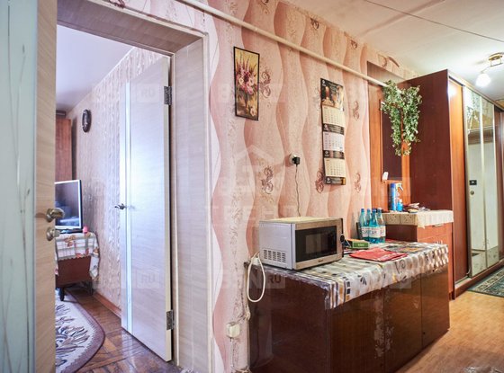 Продажа трехкомнатной квартиры - Петергоф, Суворовская улица, д.3, корп.9 